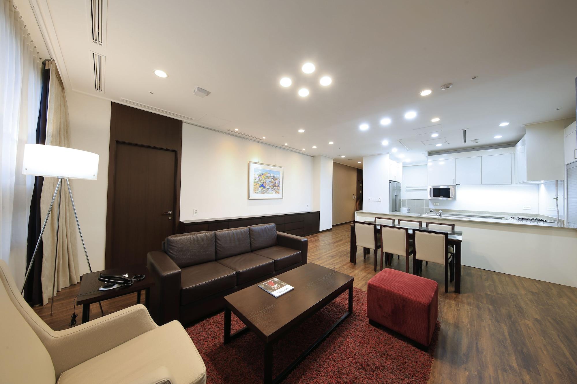 Orakai Insadong Suites Seoul Exterior photo